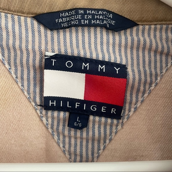 Vintage Tommy Hilfigire Jean jacket - Picture 6 of 6